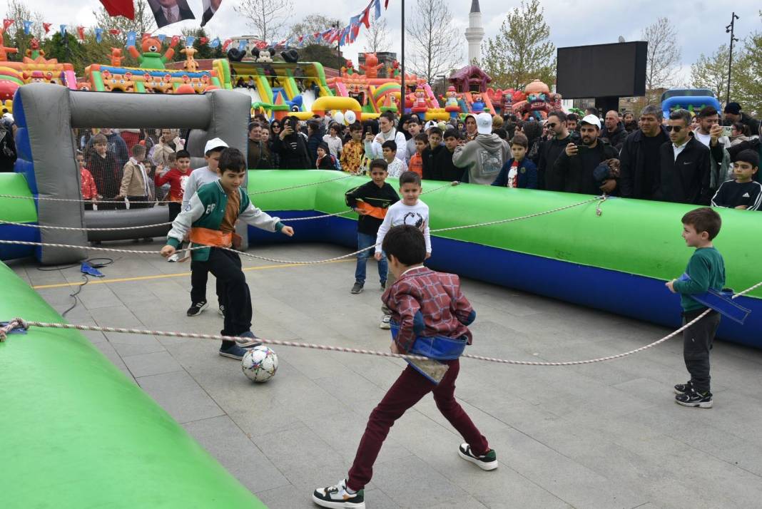 “23 Nisan Çocuk Şenliği” Başkan Ahmet Cin’in Katılımıyla Gerçekleşti 2